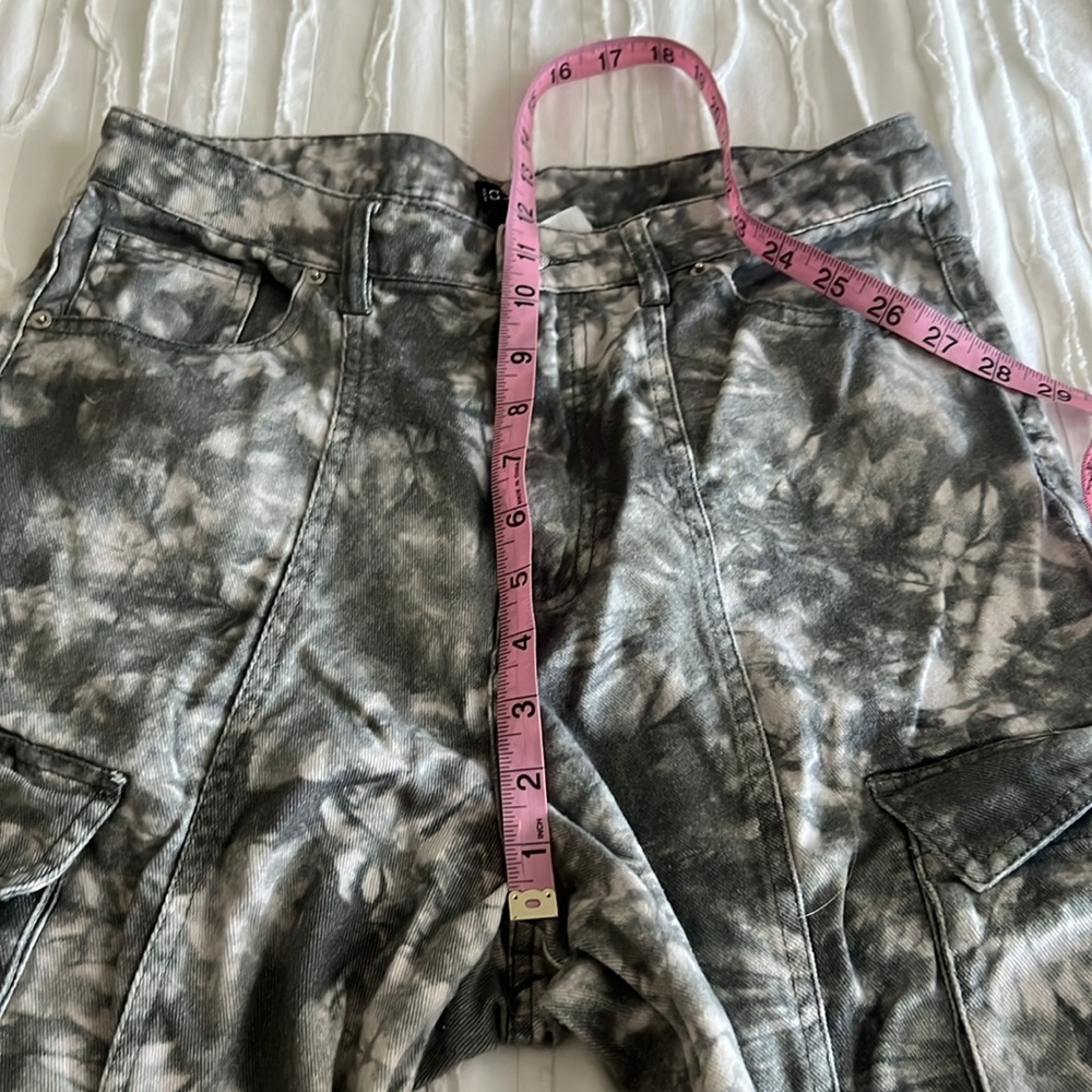 H&M Divided Cargo Pants - Picture 4 of 9